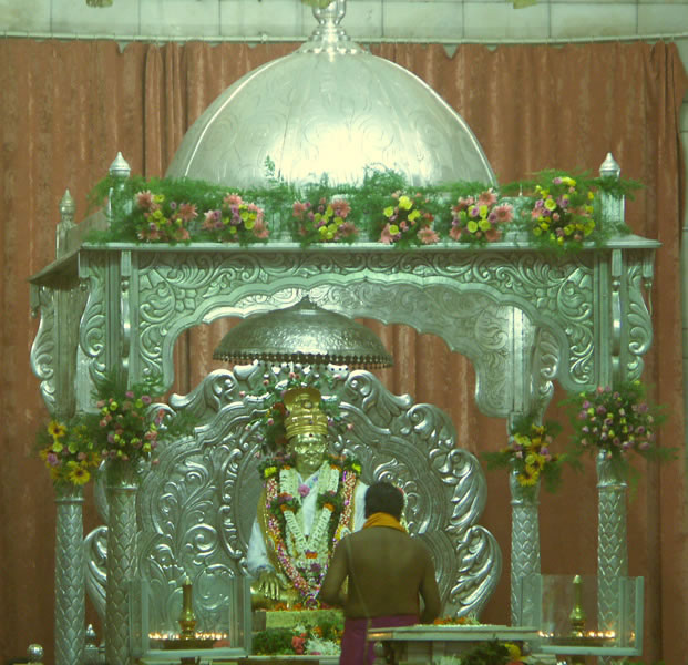 Nityananda Samadi Mandir Temple [Ganeshpuri]